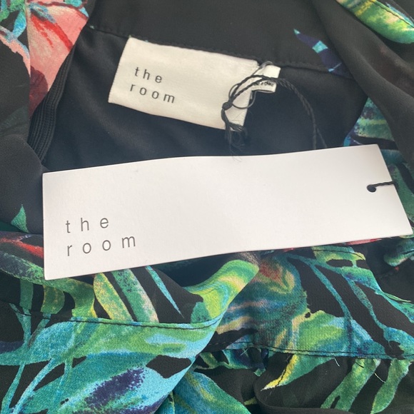 The Room tropical print maxi dress - Picture 12 of 12
